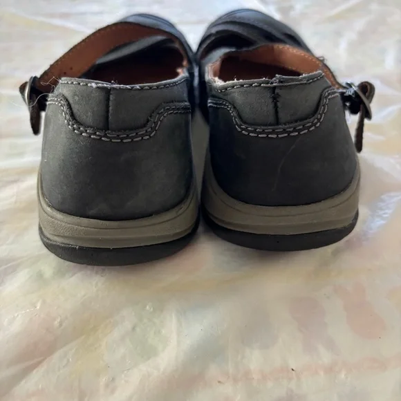 Keen Presidio Cross Strap leather slip on Sandals navy blue. SZ 9 Worn 2X - Picture 6 of 11